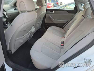 2015 Hyundai Sonata SE - zdjęcie 13 z 29 - miniatura