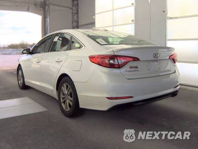 2015 Hyundai Sonata SE - zdjęcie 6 z 29 - miniatura
