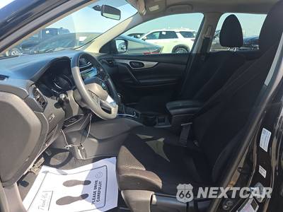 2017 Nissan Rogue Sport S - zdjęcie 7 z 38 - miniatura