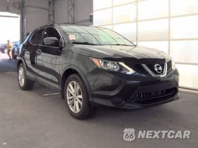 2017 Nissan Rogue Sport S - zdjęcie 3 z 38 - miniatura