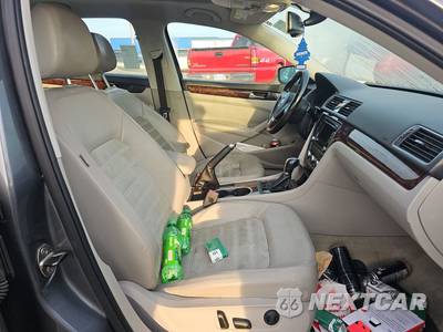 2013 Volkswagen Passat TDI SEL Premium - zdjęcie 8 z 41 - miniatura