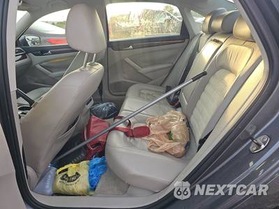 2013 Volkswagen Passat TDI SEL Premium - zdjęcie 13 z 41 - miniatura