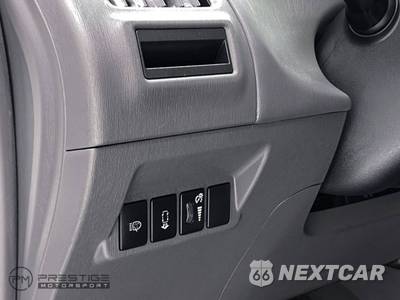 2013 Toyota Prius v Five - zdjęcie 42 z 50 - miniatura