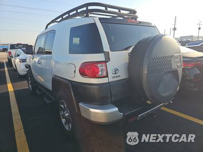2011 Toyota FJ Cruiser w/Rear Doors - zdjęcie 6 z 29 - miniatura