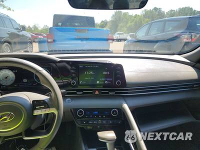 2022 Hyundai Elantra SEL - zdjęcie 11 z 28 - miniatura