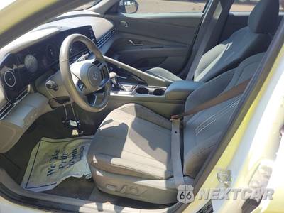 2022 Hyundai Elantra SEL - zdjęcie 7 z 28 - miniatura