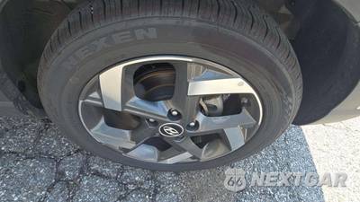 2025 Hyundai Venue SEL - zdjęcie 24 z 31 - miniatura
