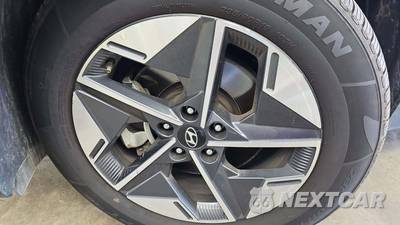 2025 Hyundai Tucson SEL - zdjęcie 32 z 39 - miniatura