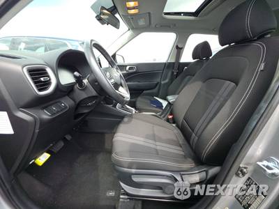 2025 Hyundai Venue SEL - zdjęcie 7 z 31 - miniatura