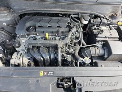2025 Hyundai Venue SEL - zdjęcie 15 z 33 - miniatura