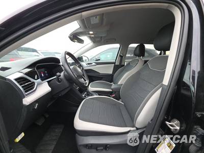 2025 Volkswagen Taos SE - zdjęcie 7 z 32 - miniatura