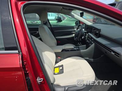 2025 Hyundai Sonata SEL - zdjęcie 8 z 29 - miniatura