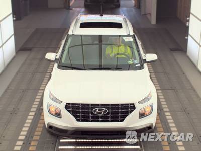 2025 Hyundai Venue SEL - zdjęcie 2 z 23 - miniatura
