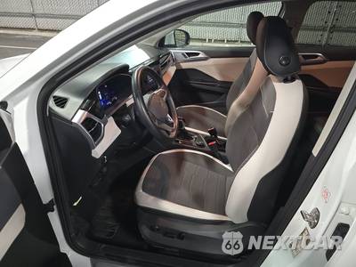 2025 Volkswagen Taos SE - zdjęcie 7 z 23 - miniatura