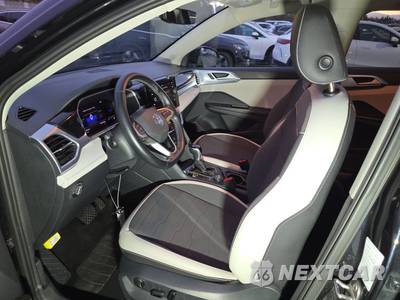 2025 Volkswagen Taos SE - zdjęcie 7 z 24 - miniatura