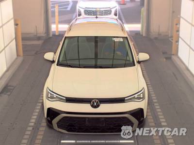 2025 Volkswagen Taos SE - zdjęcie 2 z 23 - miniatura