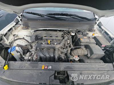 2025 Hyundai Venue SEL - zdjęcie 15 z 27 - miniatura