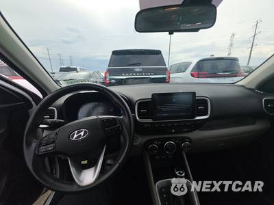 2025 Hyundai Venue SEL - zdjęcie 11 z 27 - miniatura