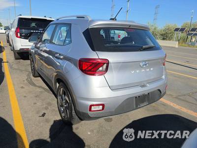 2025 Hyundai Venue SEL - zdjęcie 6 z 21 - miniatura