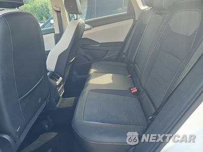 2025 Volkswagen Taos SE - zdjęcie 13 z 31 - miniatura