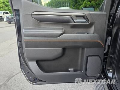2023 GMC Sierra 1500 AT4 Crew Cab Medium Bed - zdjęcie 30 z 42 - miniatura