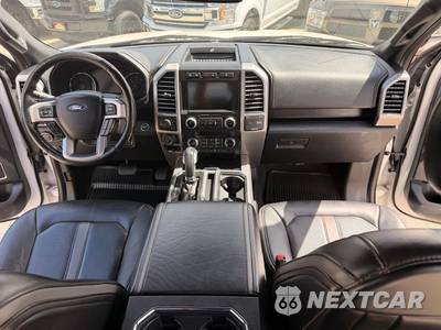 2019 Ford F-150 Platinum Crew Cab Short Bed - zdjęcie 3 z 26 - miniatura