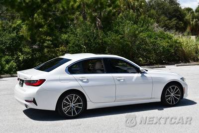2019 BMW 3 Series Sedan 330i LUXURY LINE - zdjęcie 6 z 50 - miniatura