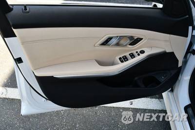2019 BMW 3 Series Sedan 330i LUXURY LINE - zdjęcie 11 z 50 - miniatura