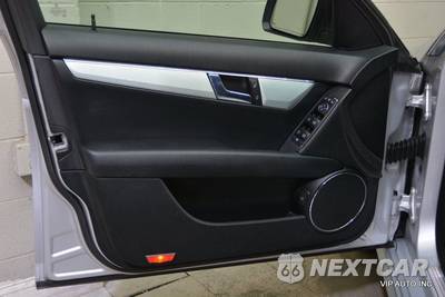 2008 Mercedes-Benz C-Class C 300 - zdjęcie 11 z 34 - miniatura