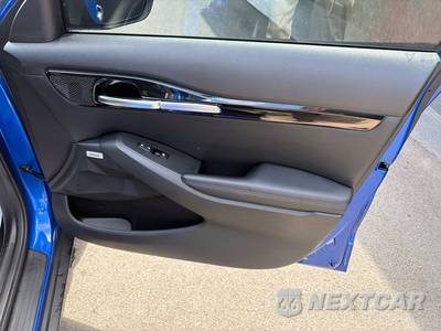 2021 Kia Seltos SX - zdjęcie 28 z 31 - miniatura