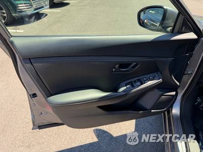 2024 Nissan Sentra S - zdjęcie 11 z 26 - miniatura