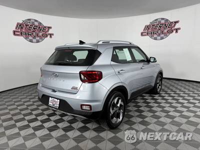 2021 Hyundai Venue SEL - zdjęcie 7 z 43 - miniatura