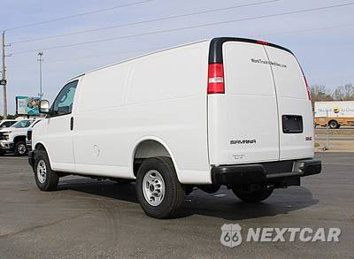 2025 GMC Savana 2500 Cargo Van 1WT 135.0" WB - zdjęcie 4 z 45 - miniatura