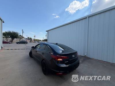 2020 Hyundai Elantra SEL Sedan - zdjęcie 9 z 47 - miniatura