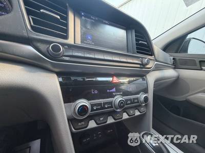 2020 Hyundai Elantra SEL Sedan - zdjęcie 26 z 47 - miniatura