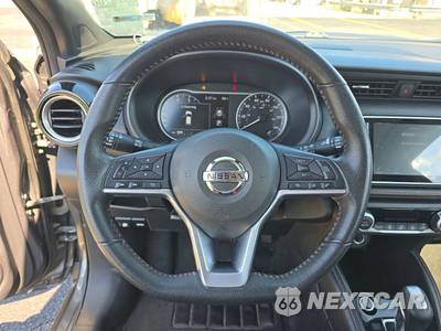 2020 Nissan Kicks SR - zdjęcie 10 z 30 - miniatura