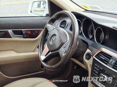 2012 Mercedes-Benz C 300 4MATIC Sedan - zdjęcie 23 z 46 - miniatura