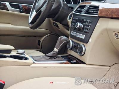 2012 Mercedes-Benz C 300 4MATIC Sedan - zdjęcie 37 z 46 - miniatura