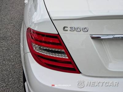 2012 Mercedes-Benz C 300 4MATIC Sedan - zdjęcie 22 z 46 - miniatura