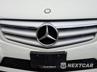 2012 Mercedes-Benz C 300 4MATIC Sedan - zdjęcie 10 z 46 - miniatura