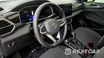 2025 Volkswagen Taos SE Black - zdjęcie 49 z 50 - miniatura