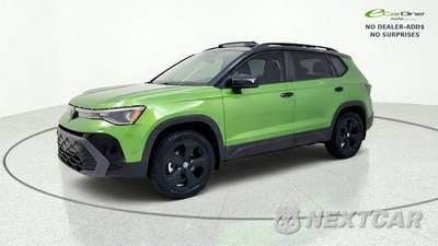 2025 Volkswagen Taos SE Black - zdjęcie 4 z 50 - miniatura
