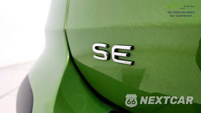 2025 Volkswagen Taos SE Black - zdjęcie 33 z 50 - miniatura