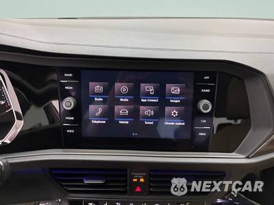 2019 Volkswagen Jetta SEL - zdjęcie 14 z 42 - miniatura