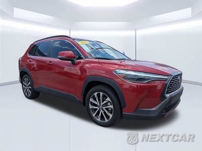 2023 Toyota Corolla Cross XLE - zdjęcie 1 z 33 - miniatura