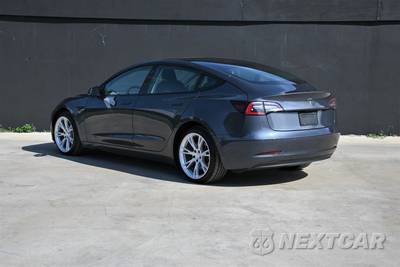 2022 Tesla Model 3 Standard Range - zdjęcie 4 z 23 - miniatura