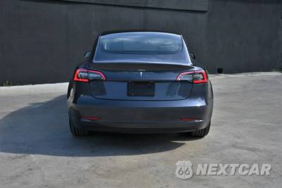 2022 Tesla Model 3 Standard Range - zdjęcie 5 z 23 - miniatura