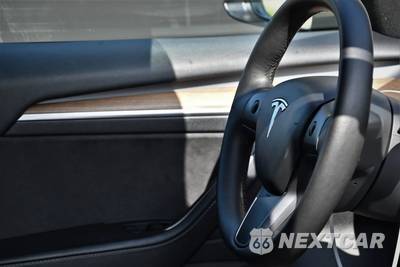 2022 Tesla Model 3 Standard Range - zdjęcie 12 z 23 - miniatura