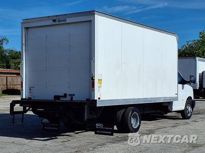 2019 Chevrolet Express 3500 Cutaway 1WT DRW - zdjęcie 3 z 28 - miniatura