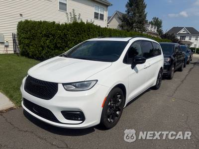 2025 Chrysler Pacifica Limited 121.6" WB